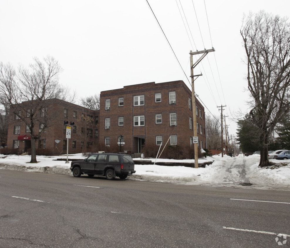Primary Photo - 912 S 17th St