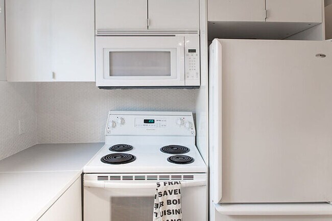 Building Photo - 53 Chippewa Ave