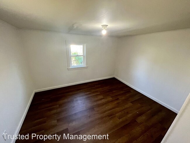 Building Photo - 2 br, 1 bath House - 415 South Olive Street