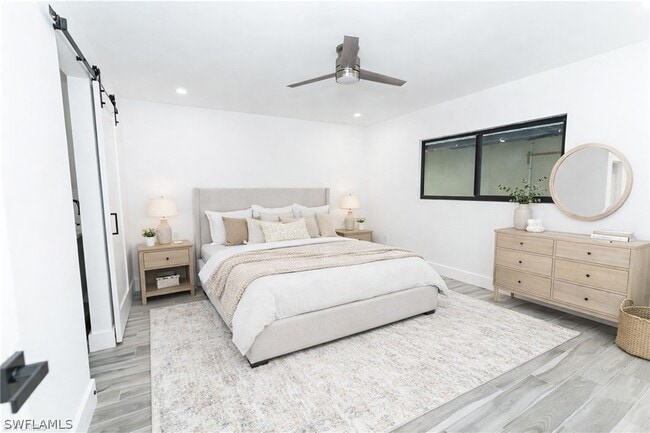 Foto del edificio - 6499 Royal Woods Dr