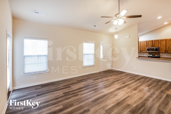 Building Photo - 634 Savannah River Dr