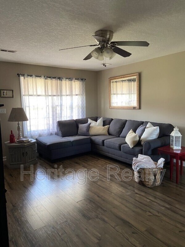 Building Photo - 4107 Kingdom Ln