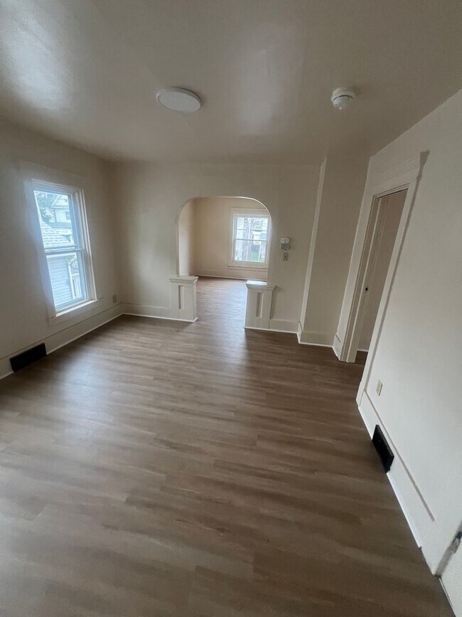 Foto del edificio - 1146 E 26th St