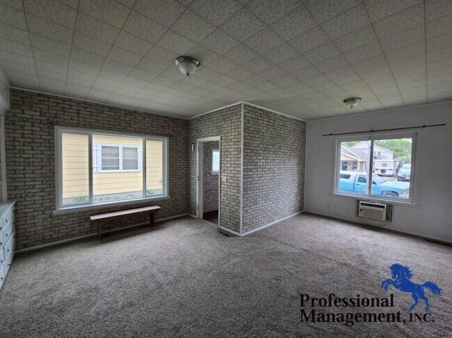 Foto del edificio - 3 bedroom in Billings MT 59101