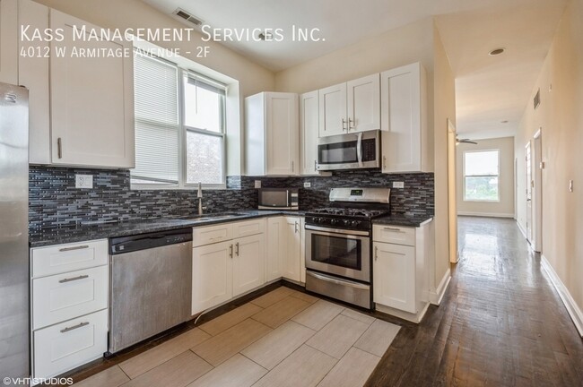 Building Photo - 4012 W Armitage Ave