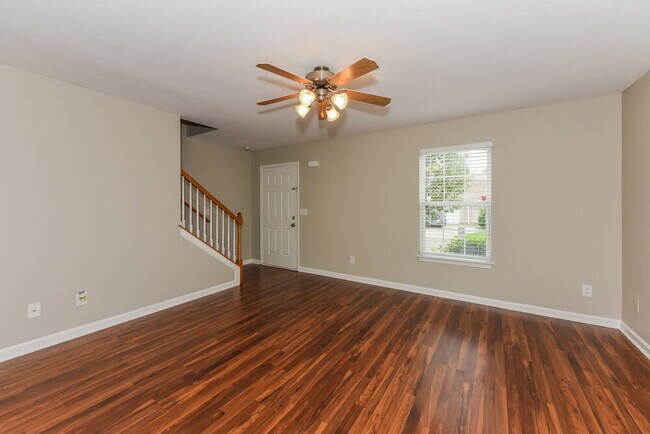 Building Photo - 143 Howard Woody Dr