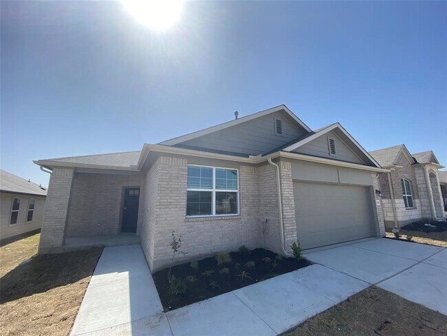 Foto del edificio - 230 Cherry Laurel Ln