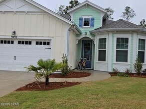 Building Photo - 9235 Paradise Dr