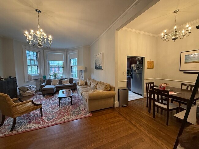 Building Photo - 236 Marlborough St