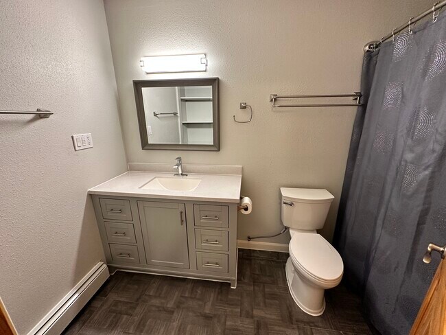 Foto del edificio - 3442 Moosewalk Rd