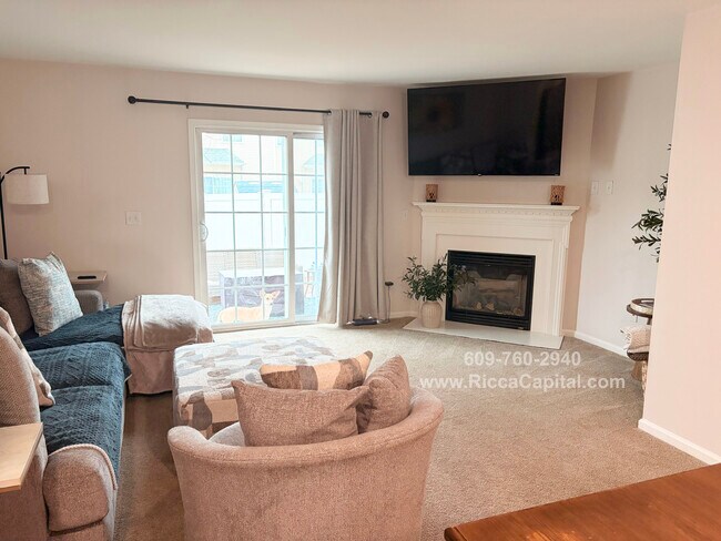 Foto del edificio - 145 Yorktown Blvd