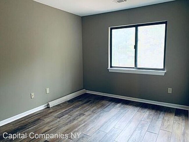 Building Photo - 4 br, 2.5 bath House - 116 Knollwood Terrace