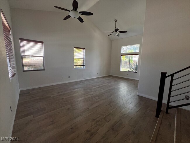 Building Photo - 3624 Soothing Surf Dr