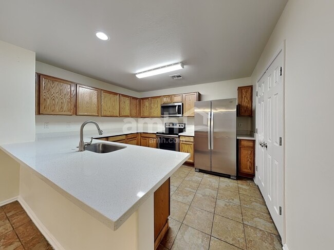 Foto del edificio - 1033 S Deerfield Ln