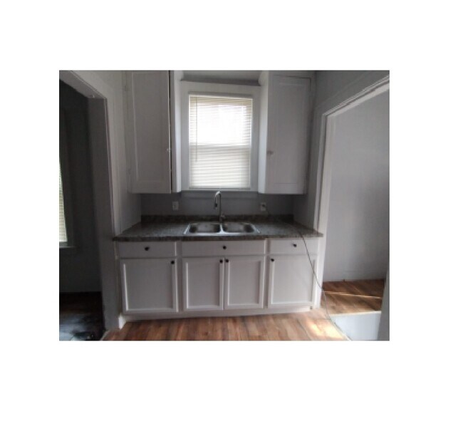 Building Photo - 15766 Woodingham Dr