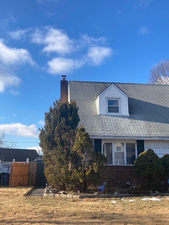 Building Photo - 764 Lenore Ln