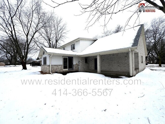 Foto del edificio - 13311 W Ferguson Rd