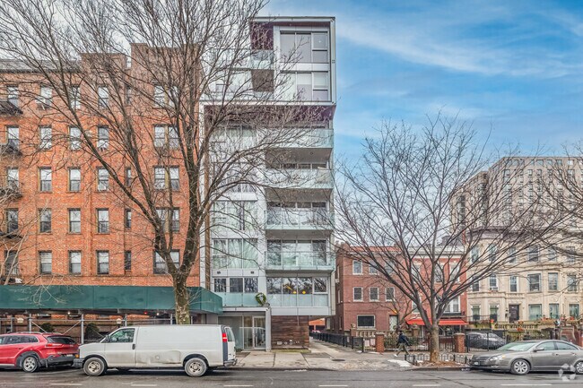 Foto del edificio - 185 Ocean Ave