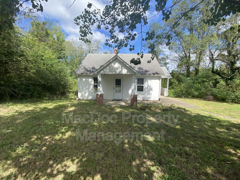 Foto principal - 9055 St Anthonys Rd