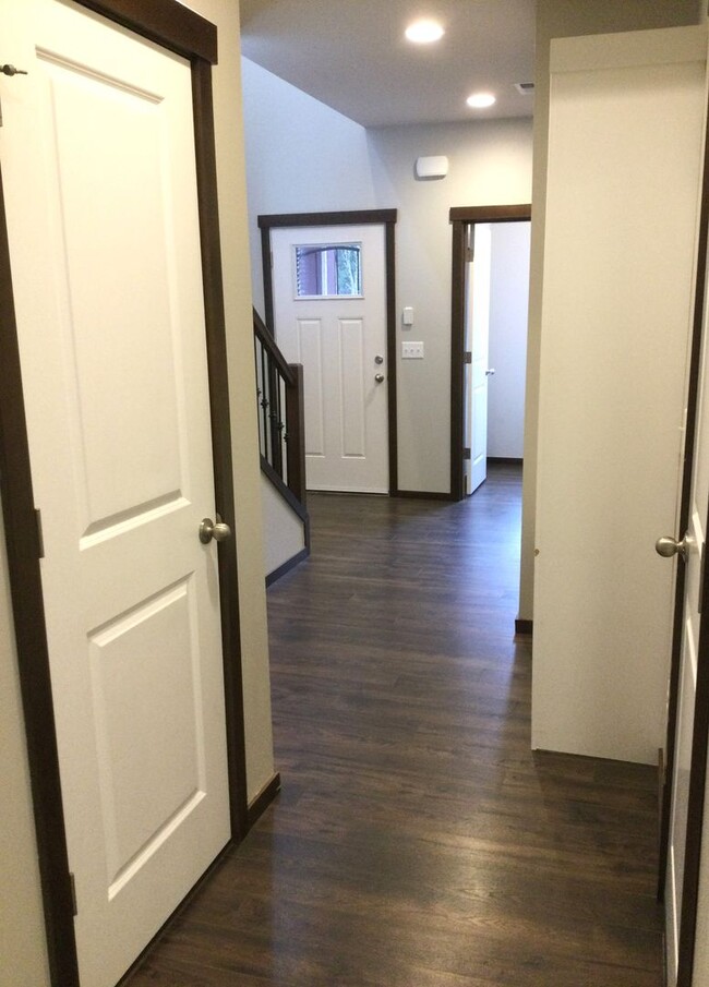 Building Photo - Extras! This home is move in ready...