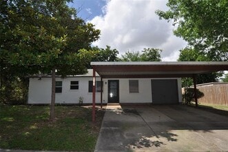 Building Photo - 6304 Dream Ln