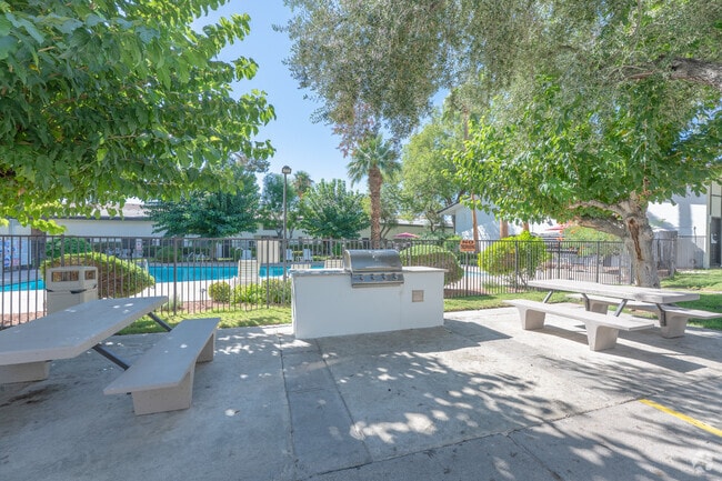 Área de barbacoa - The Diplomat Apartments