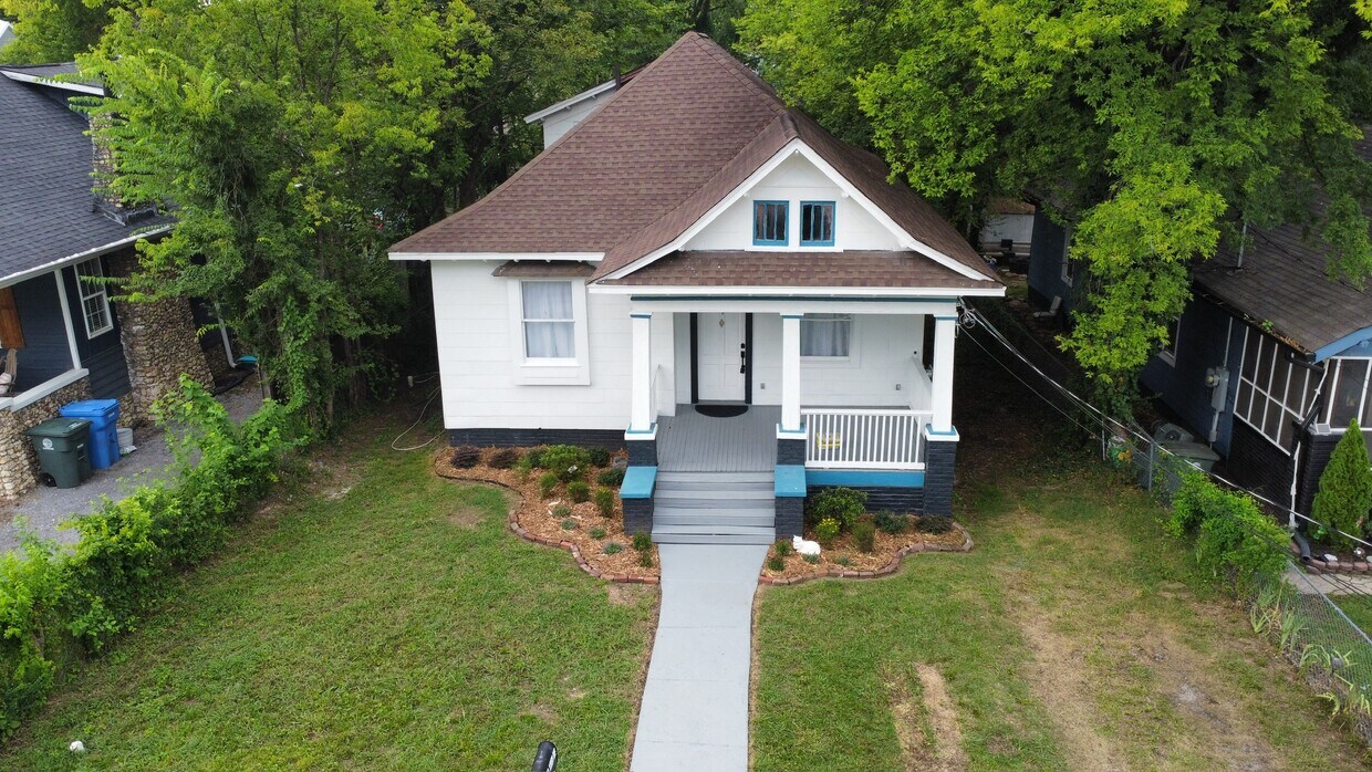 Foto principal - 2205 Kirby Ave