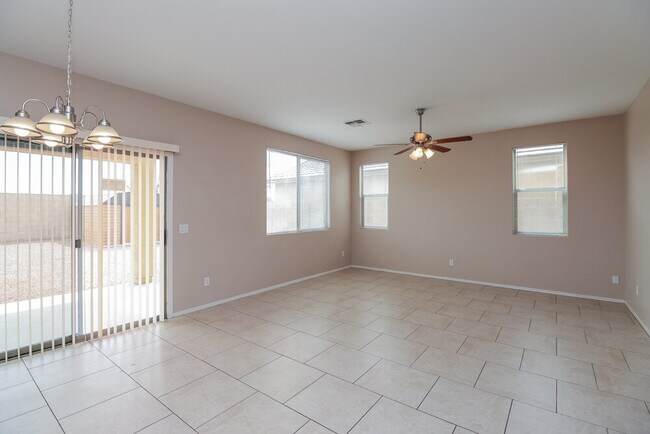 Foto del edificio - 6933 S 37th Dr