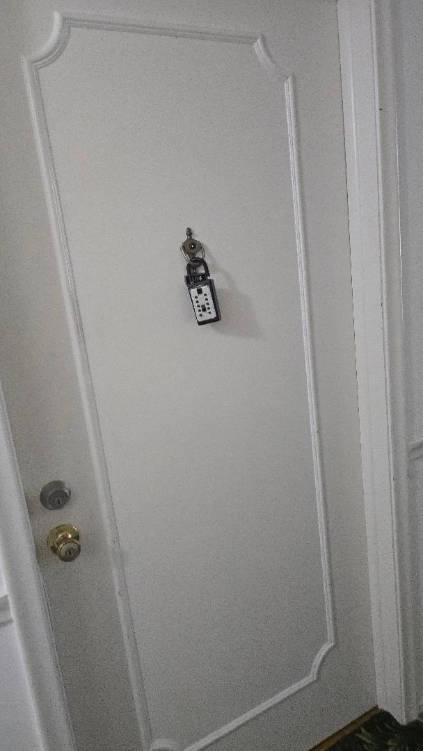 Foto del edificio - 1821 NE 62nd St