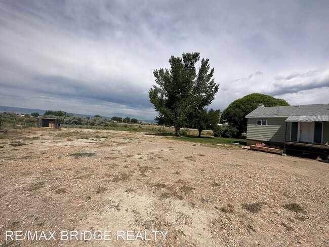 Foto del edificio - 2 br, 1 bath House - 1752 E Main Street
