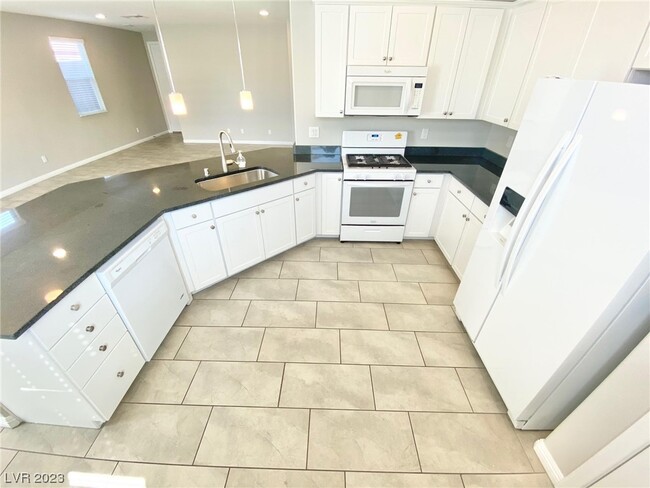 Building Photo - 9845 Dryden Ct