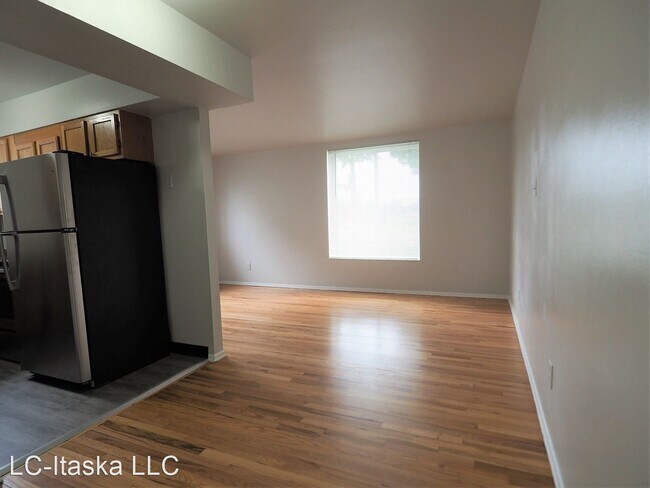 Building Photo - 3805 Itaska St