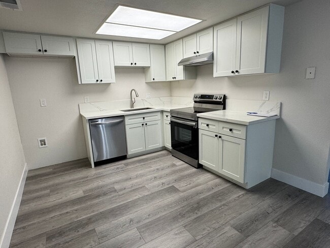 Building Photo - 5204-5206 Karm Way