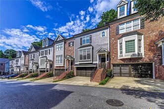 Building Photo - 12105 Stonebrook Cv