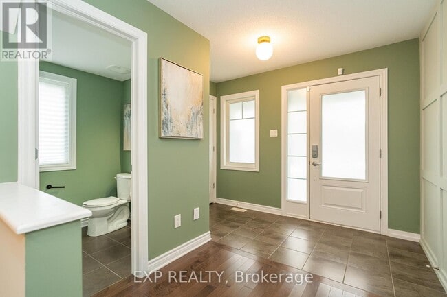 Building Photo - 3545 Woodroffe Ave