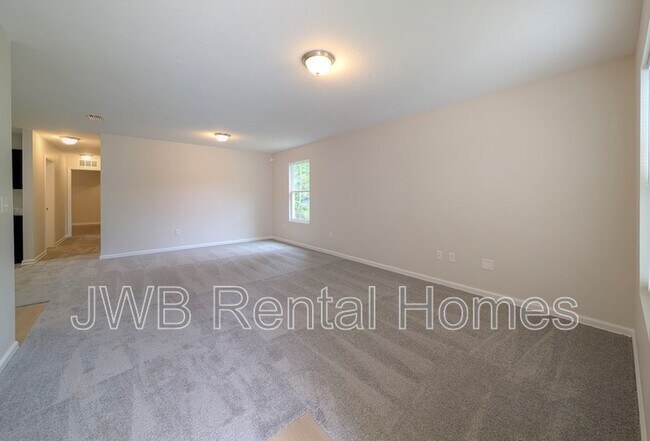 Building Photo - 5338 Chenango Blvd