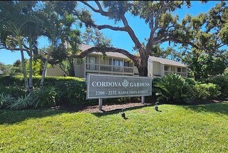 Building Photo - 2216 Bahia Vista St