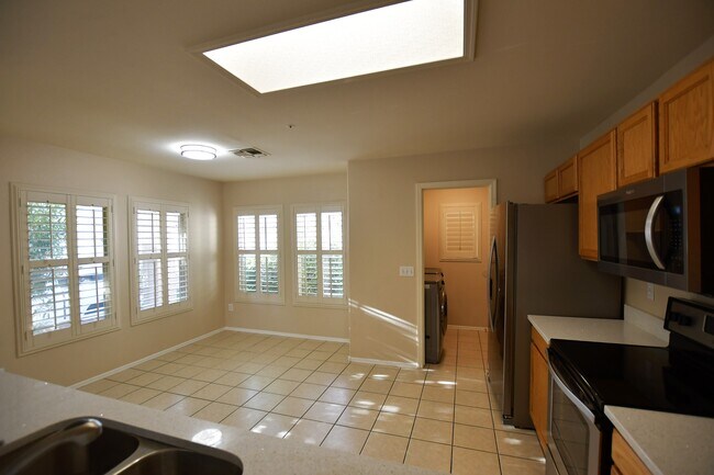 Foto del edificio - 8877 E Garden Dr