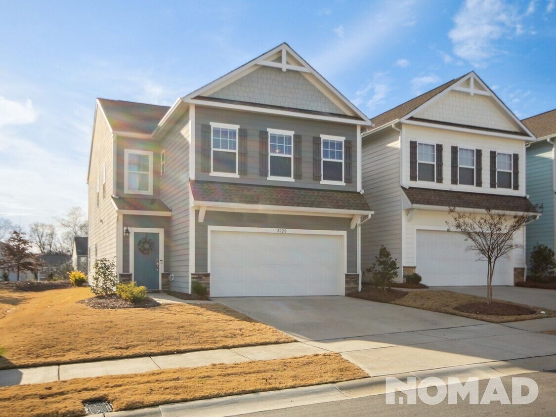 Foto principal - 3 Bedroom Townhome in Harrisburg NC