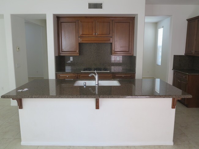 Foto del edificio - 8234 E Loftwood Ln