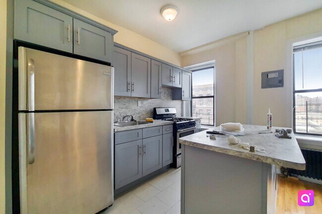 Building Photo - 261 Wadsworth Ave