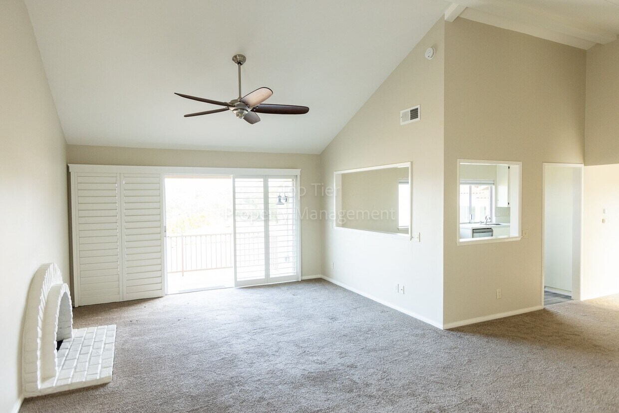 Primary Photo - Beautiful 2 bed / 2 bath / 1,431 sqft Cond...