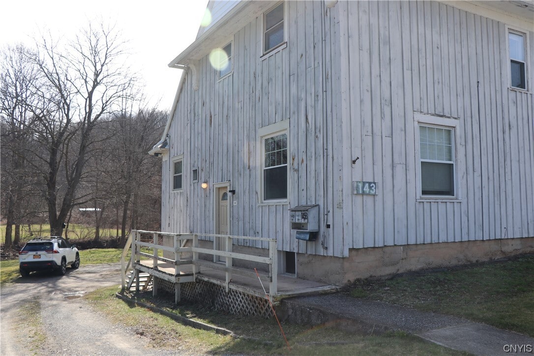 143 W Genesee St, Chittenango, NY 13037 Townhome Rentals in