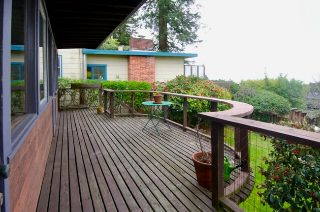 Building Photo - 966 Keeler Ave