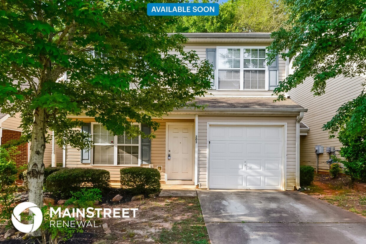 Primary Photo - 203 London Dr