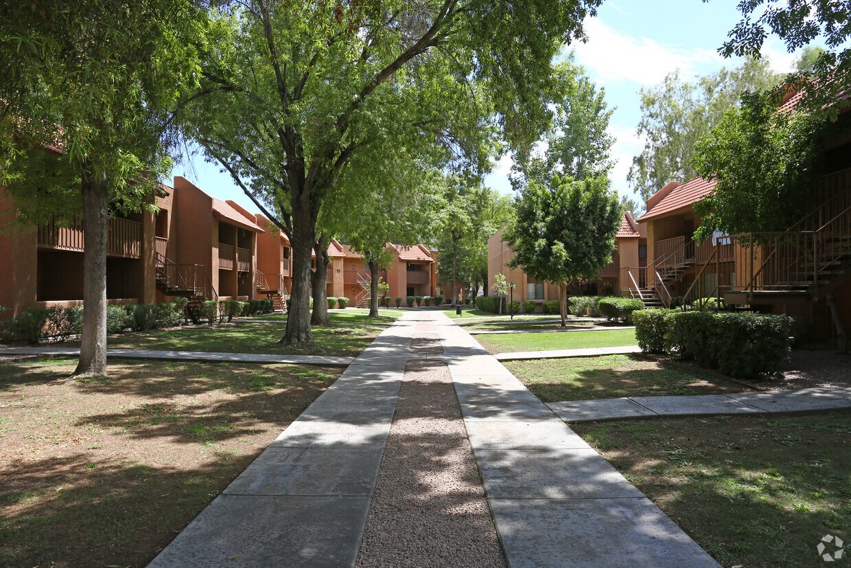 Oakridge Apartments Apartments in Phoenix, AZ