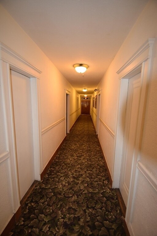 Building Photo - 117 Park Dr