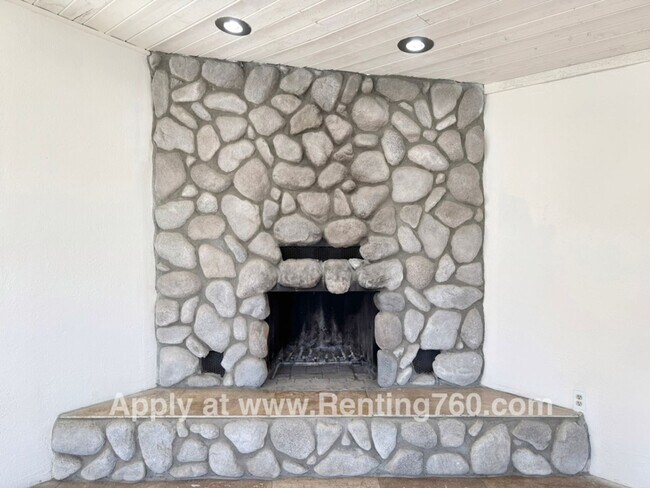 Building Photo - 57212 Chipmunk Trail