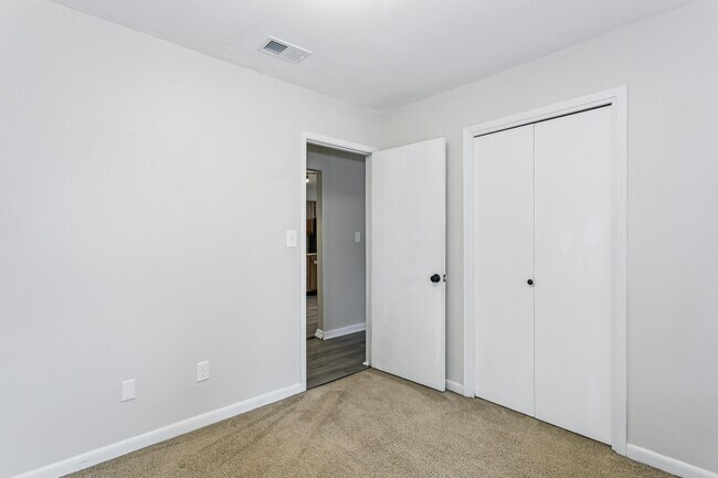 Foto del edificio - 4572 Kelly Ln