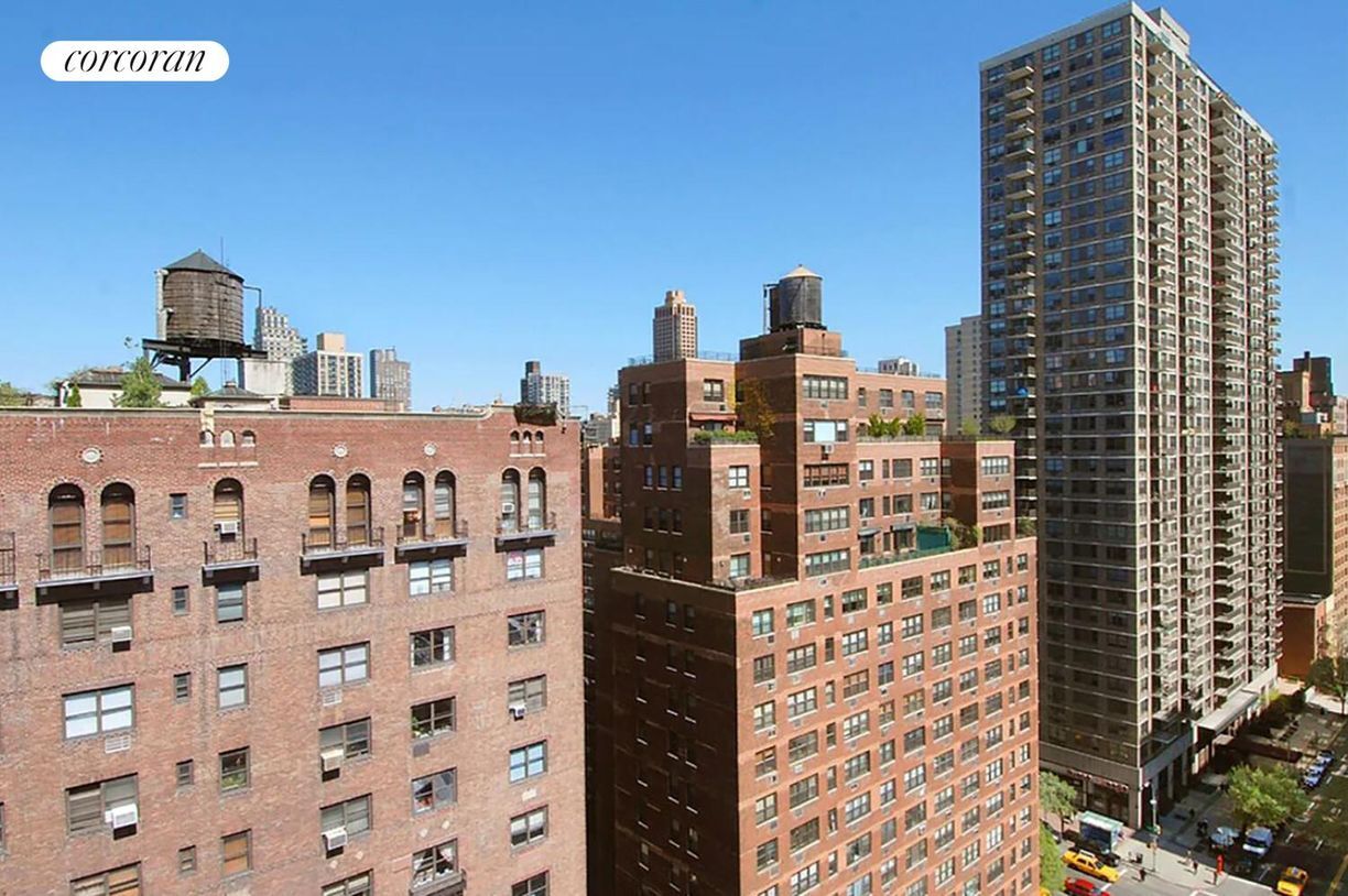 Foto principal - 230 E 79th St